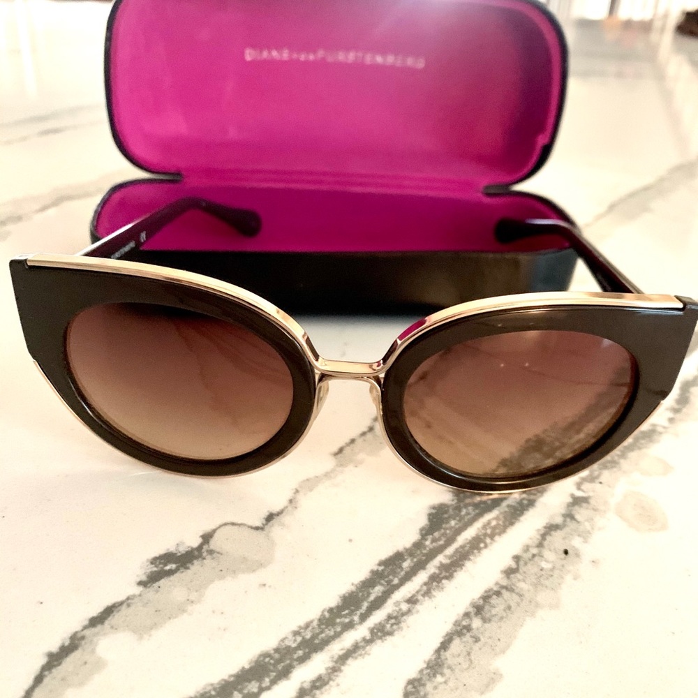 Cat Eye “Norah” Diane Von Furstenberg Sunglasses